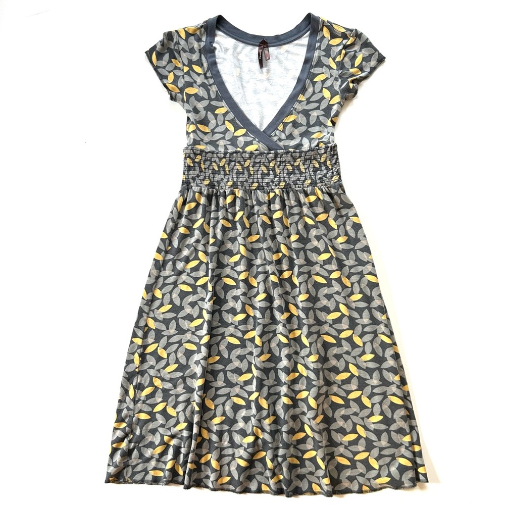 Fossil Retro Grey & Yellow Leaf Print Jersey Stretch Knit V-Neck Dress